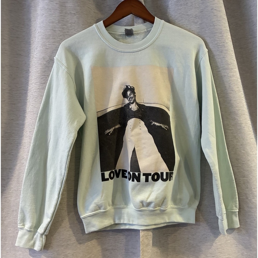 Harry Styles Love On Tour Sweatshirt Pastel Mint Green Size Small‎ Super Soft